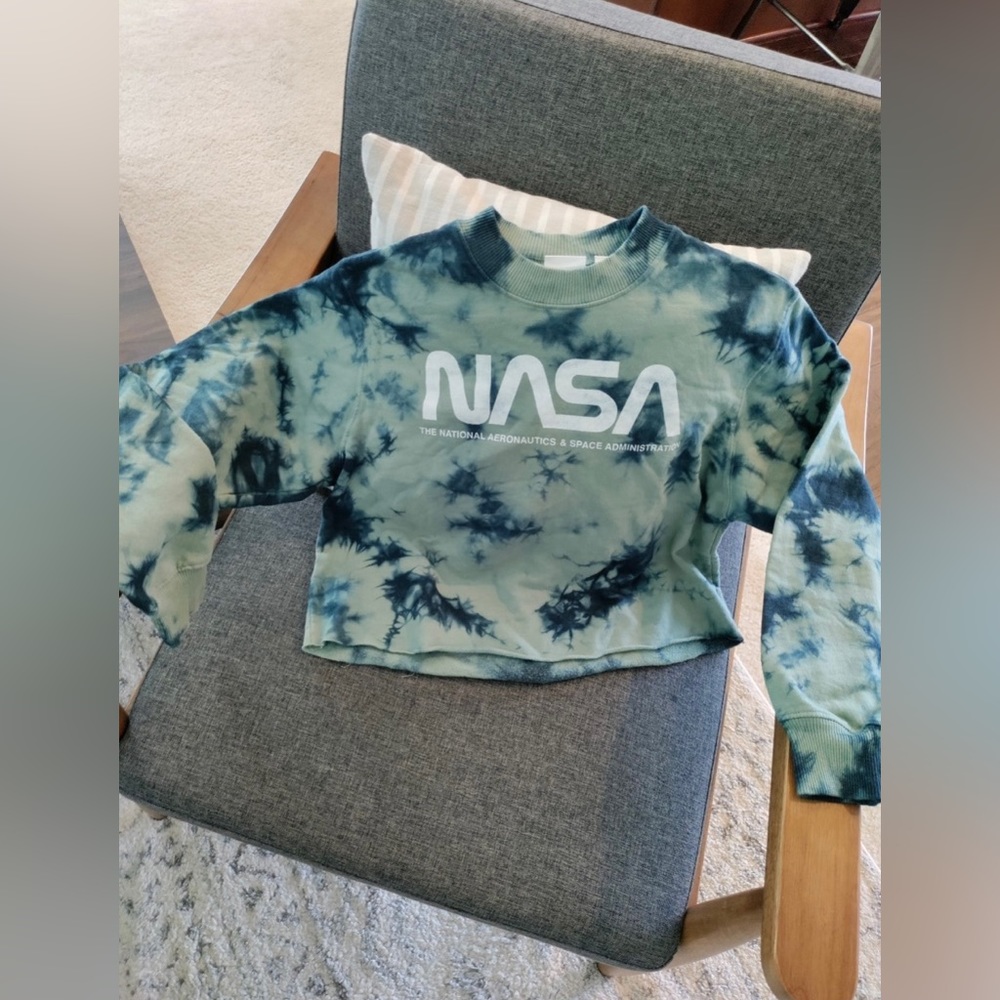 Junior Tie Dye NASA Crop Sweatshirt Size L